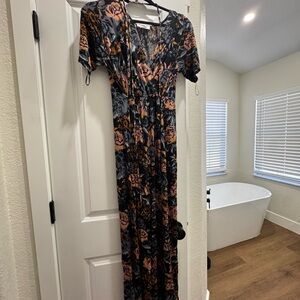Motherhood Maternity Plus Floral Maxi Dress